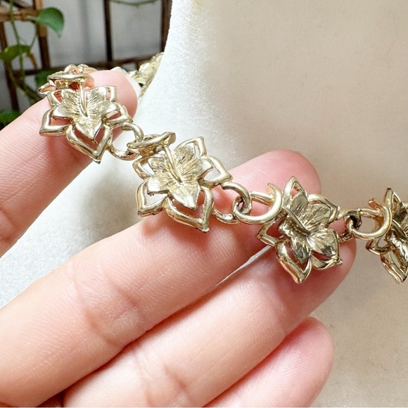 1950s Vintage Retro CORO Choker Necklace Pale Gold Plated Signed - Picture 5 of 12